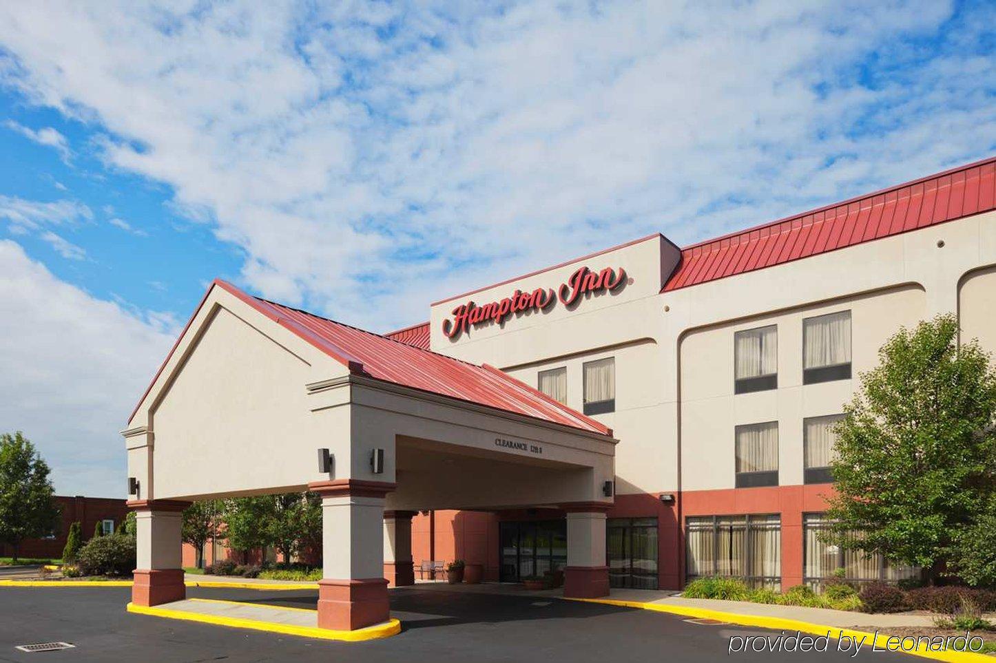 Hampton Inn Youngstown-North Exterior photo